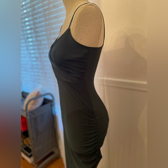 Windsor Midi Dress - Picture 4 of 10